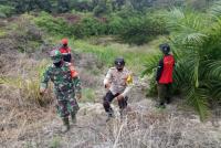 DBA Bagan Limau dan Bhabinkamtibmas Patroli Karhutla di Kawasan TNTN